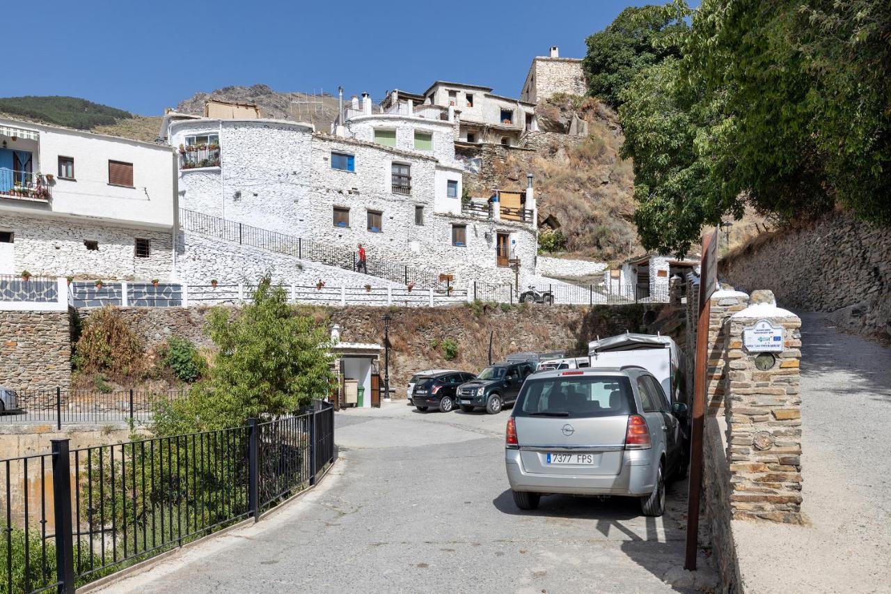 Casa Rural El Fuerte De Atabuey Trevélez Exteriör bild