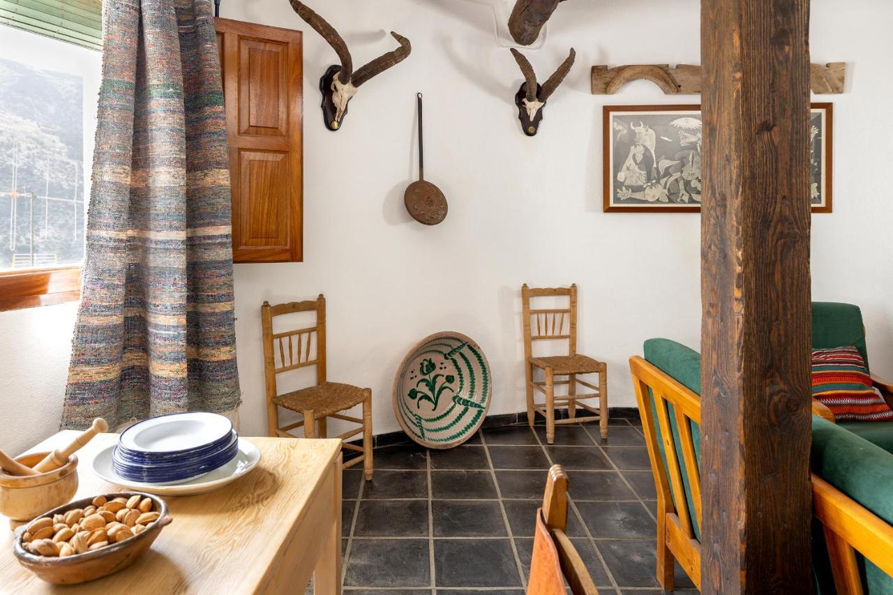 Casa Rural El Fuerte De Atabuey Trevélez Exteriör bild
