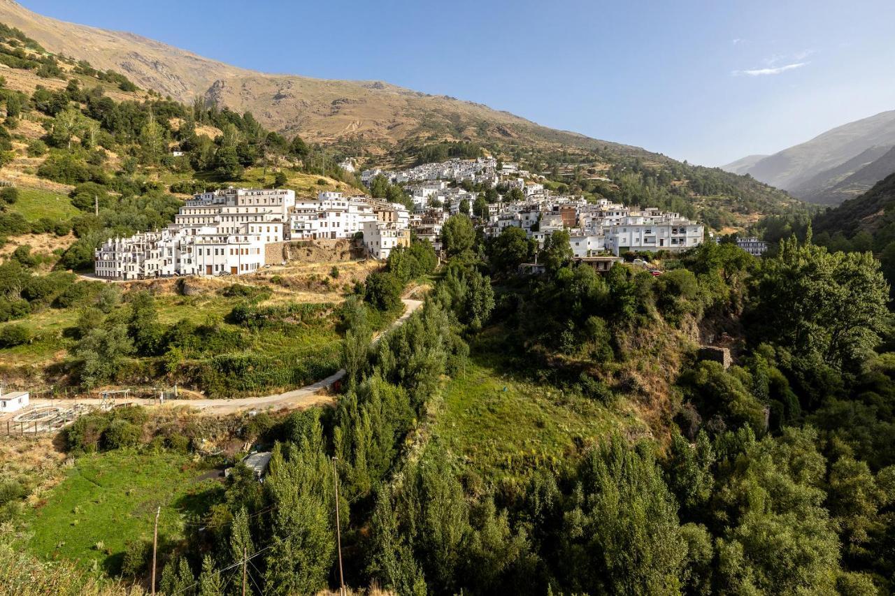Casa Rural El Fuerte De Atabuey Trevélez Exteriör bild